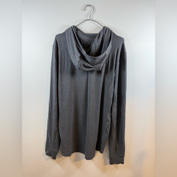 Lululemon hooded Longsleeve - Picture 3 of 3